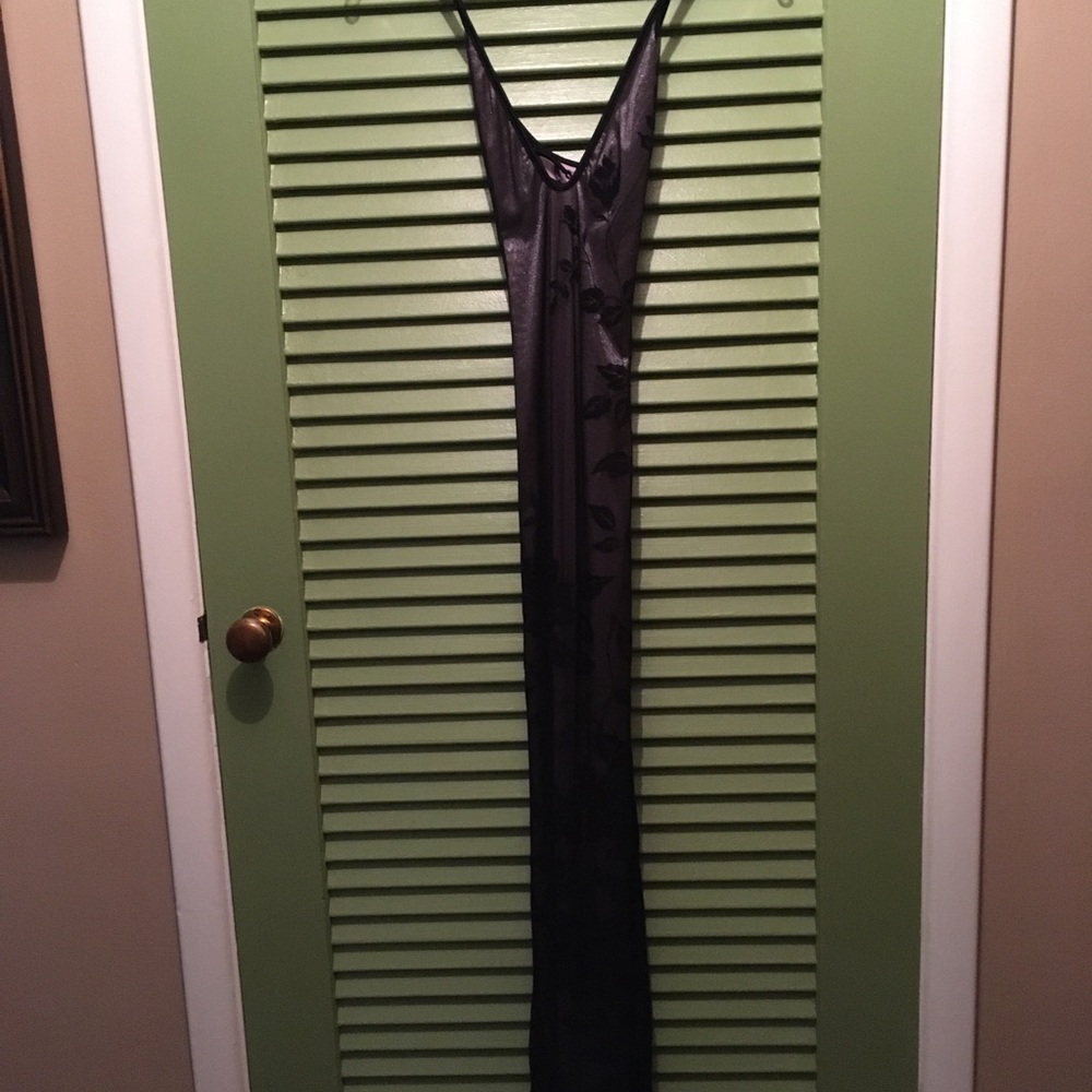 Beautiful Full length gown with plunging back and full back slit